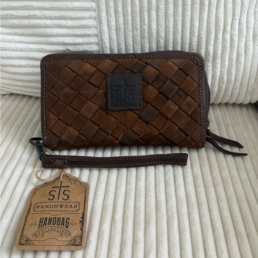 STS Ranchwear Basket Weave Wristlet
